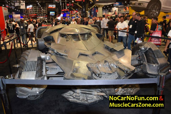 the-new-batmobile-at-sema-2016-front-end